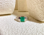 Emerald Ring D1.01 d0.06ct 18K,Columbia GRC Minor